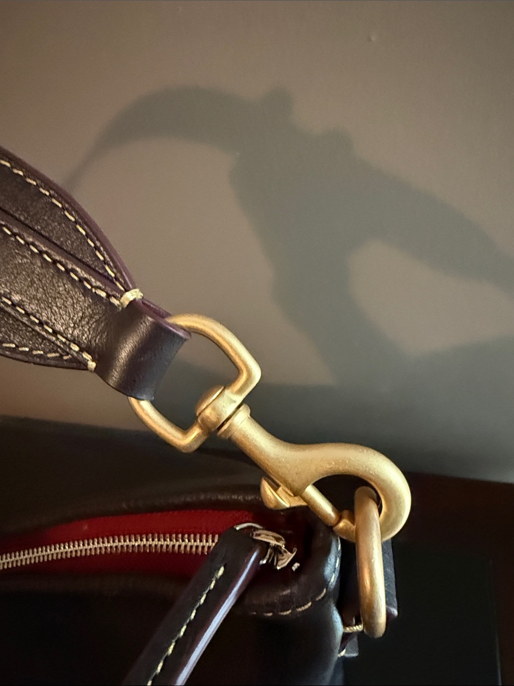 Dooney & Bourke Florentine Camden/Fielding Tmoro Like New - Picture 3 of 13